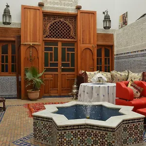 riad-oumkaltoum-fes.hotelfesmorocco.com/